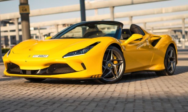 Renting Ferrari in Dubai