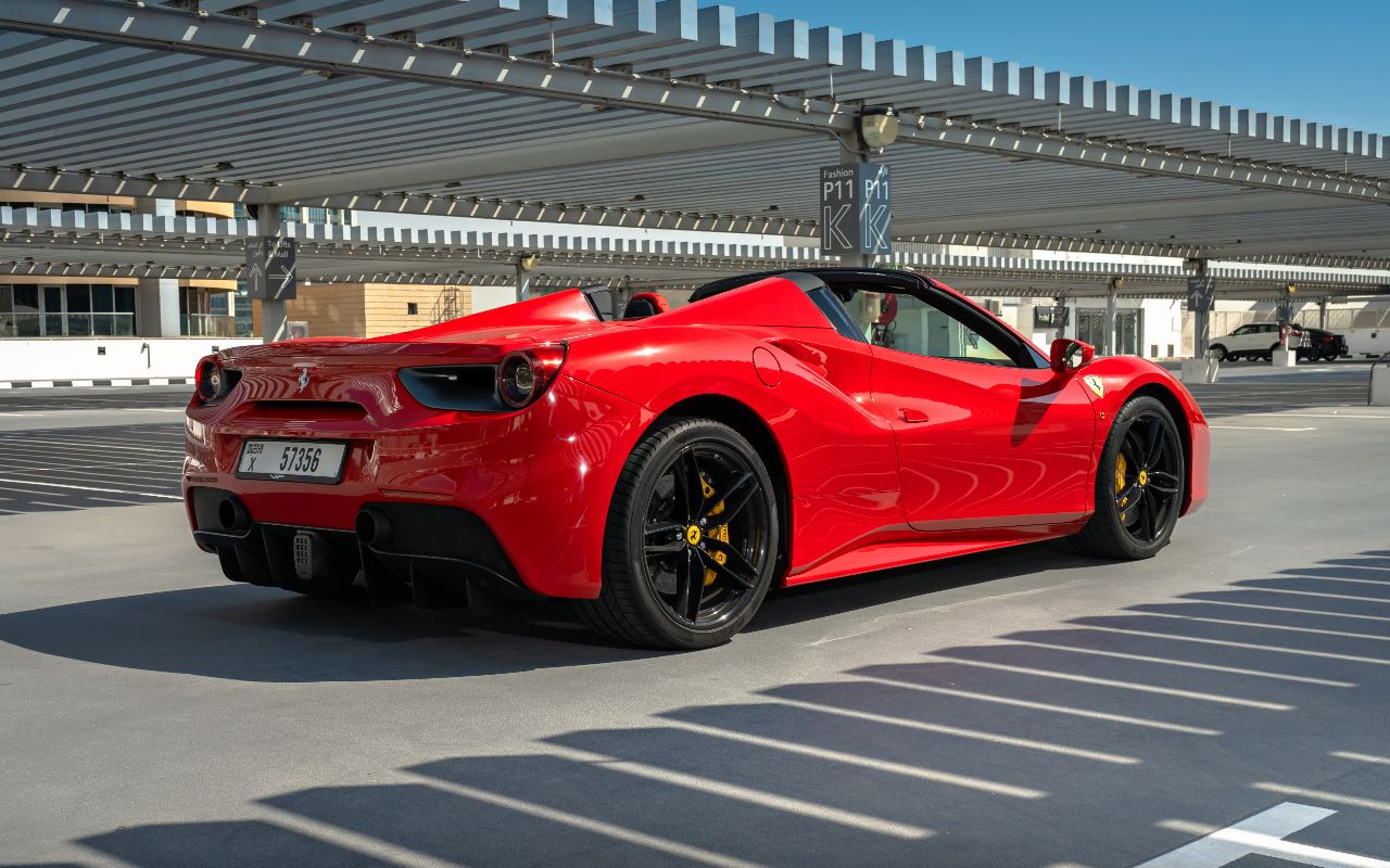 Ferrari 488 Spyder Interior