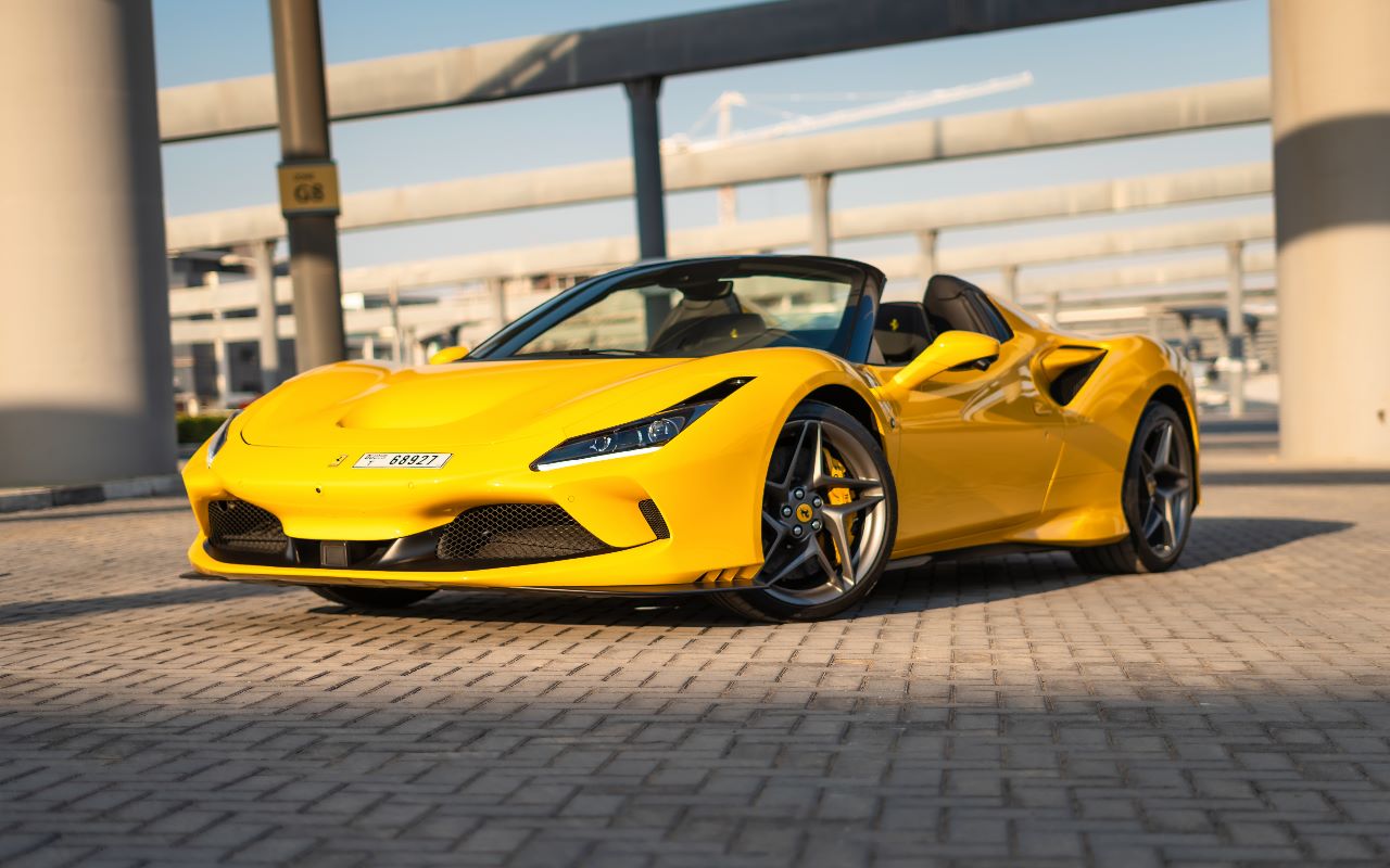 Ferrari F8 Tributo Spyder Interior