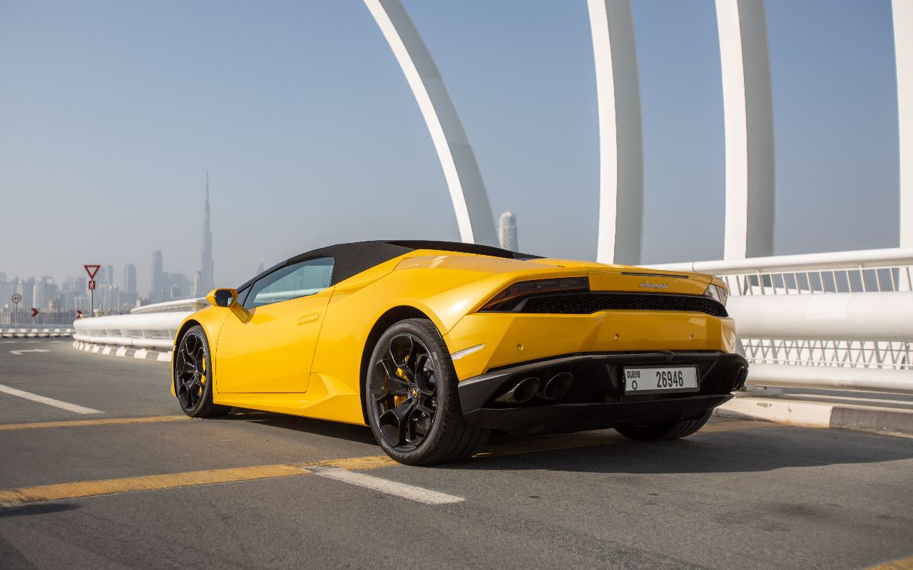 Lamborghini Huracan Spyder Interior