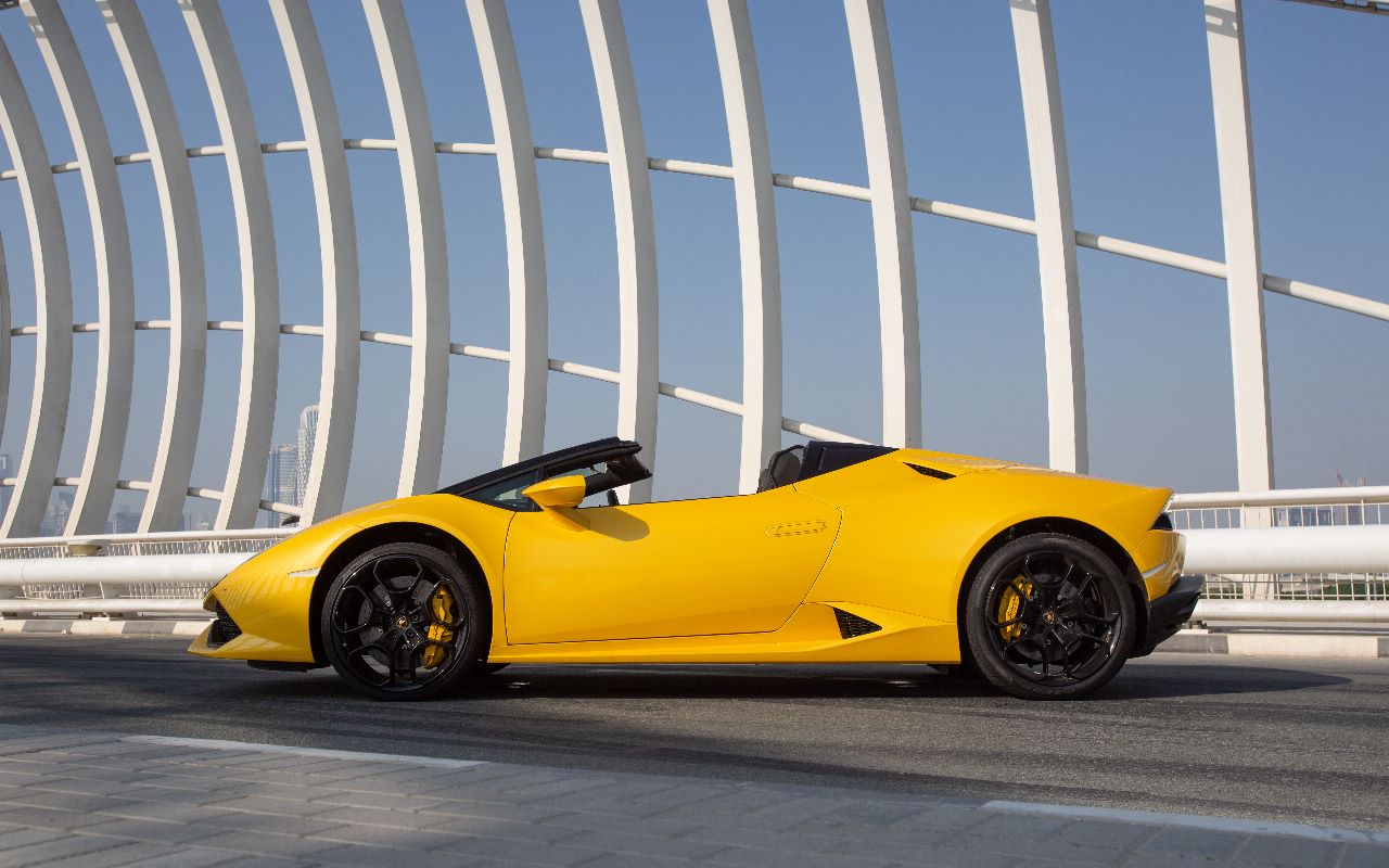 Lamborghini Huracan Spyder Interior