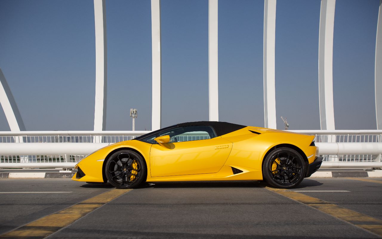 Lamborghini Huracan Spyder Interior