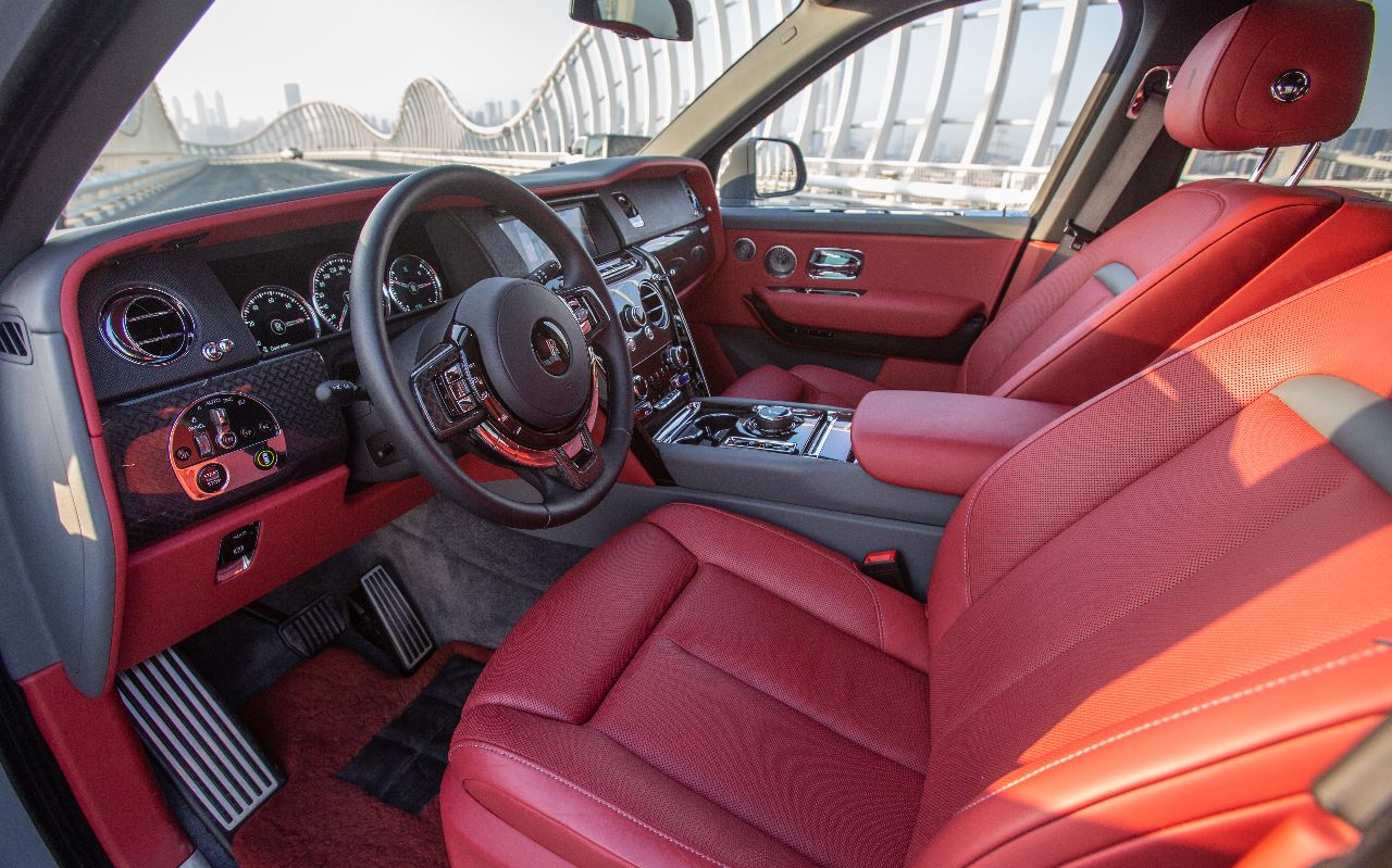 Rolls Royce Cullinan Black Badge Mansory Interior