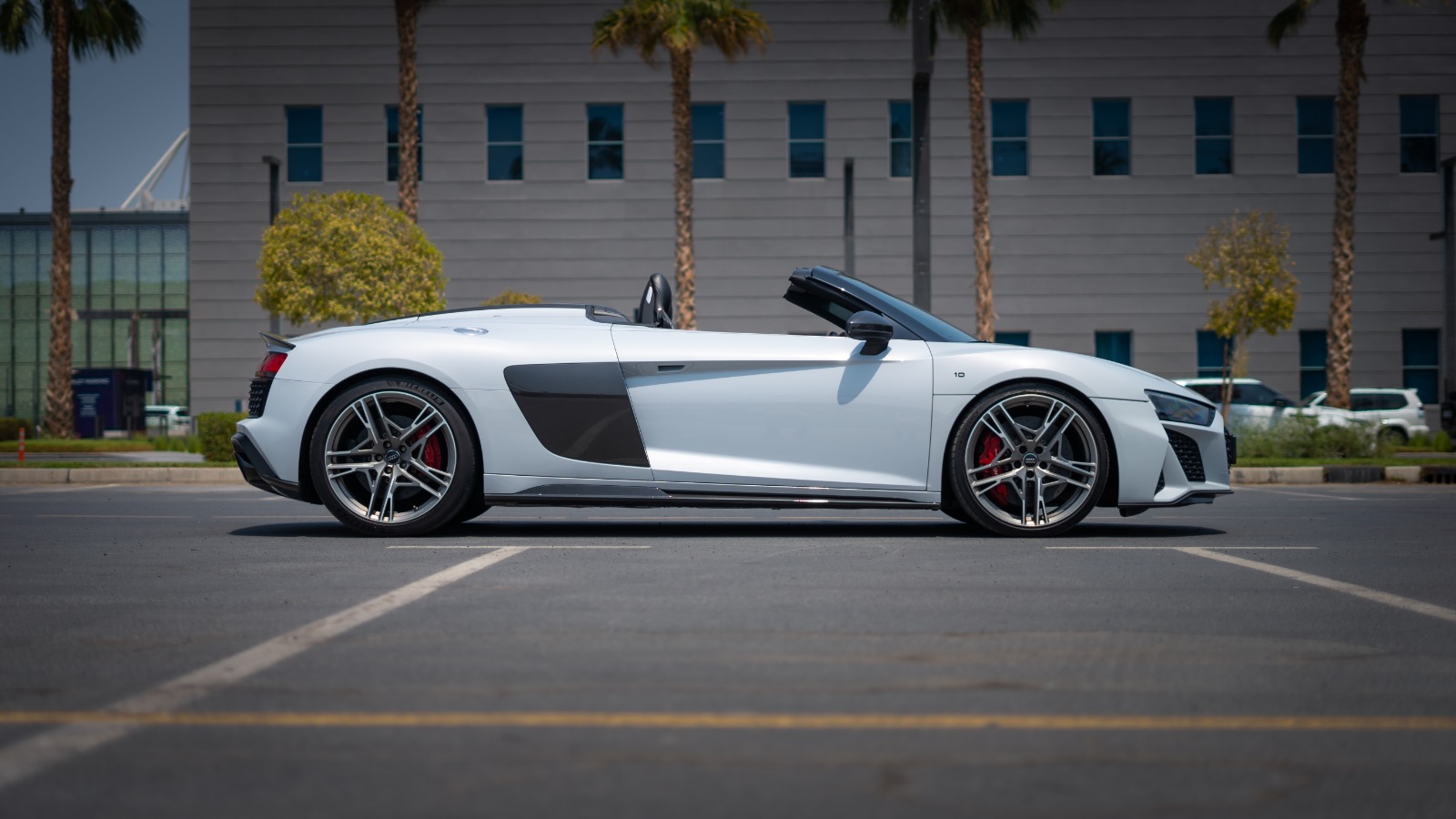 Audi R8 V10 Spyder Interior
