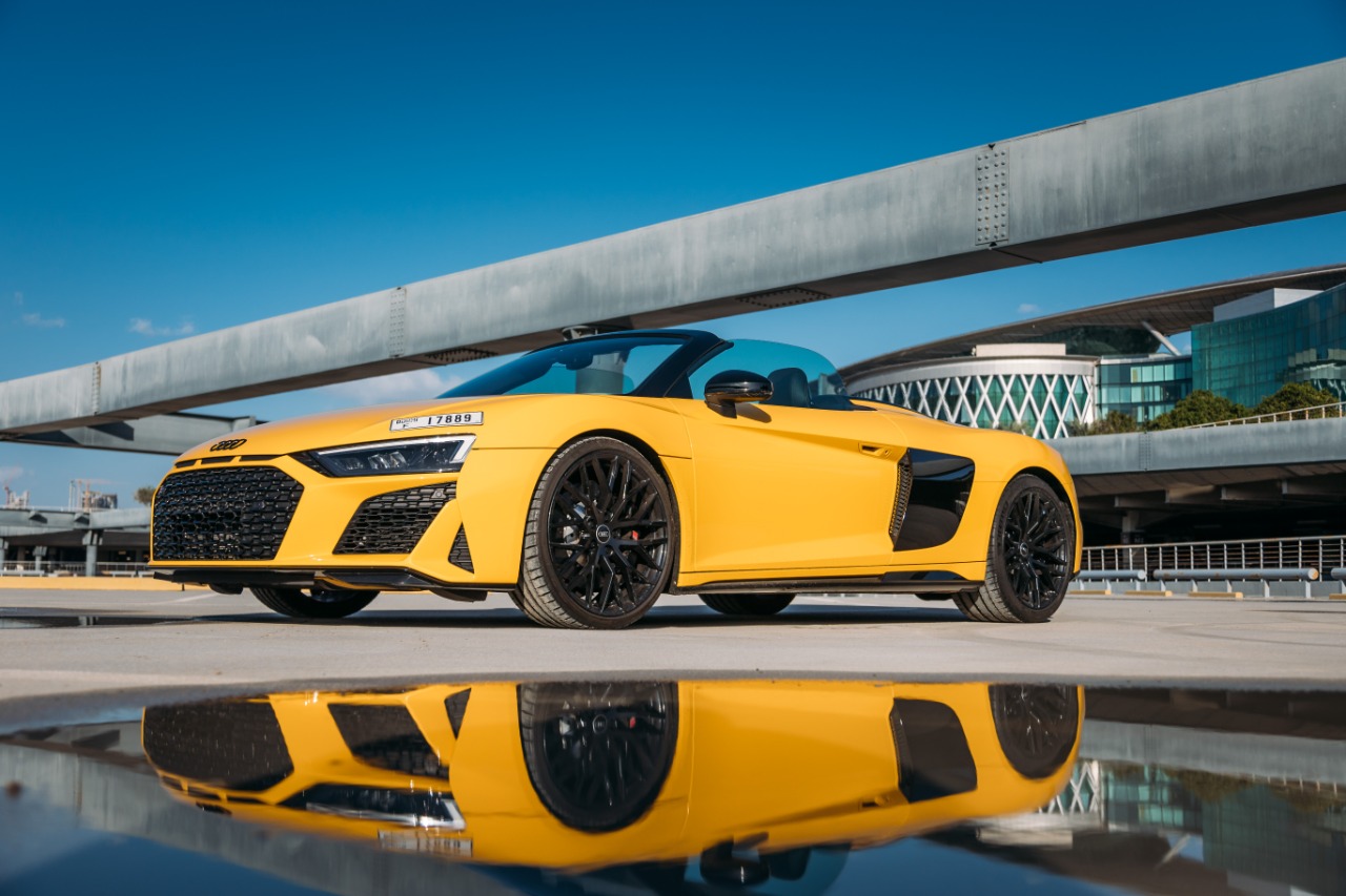 Audi R8 V10 Spyder Interior