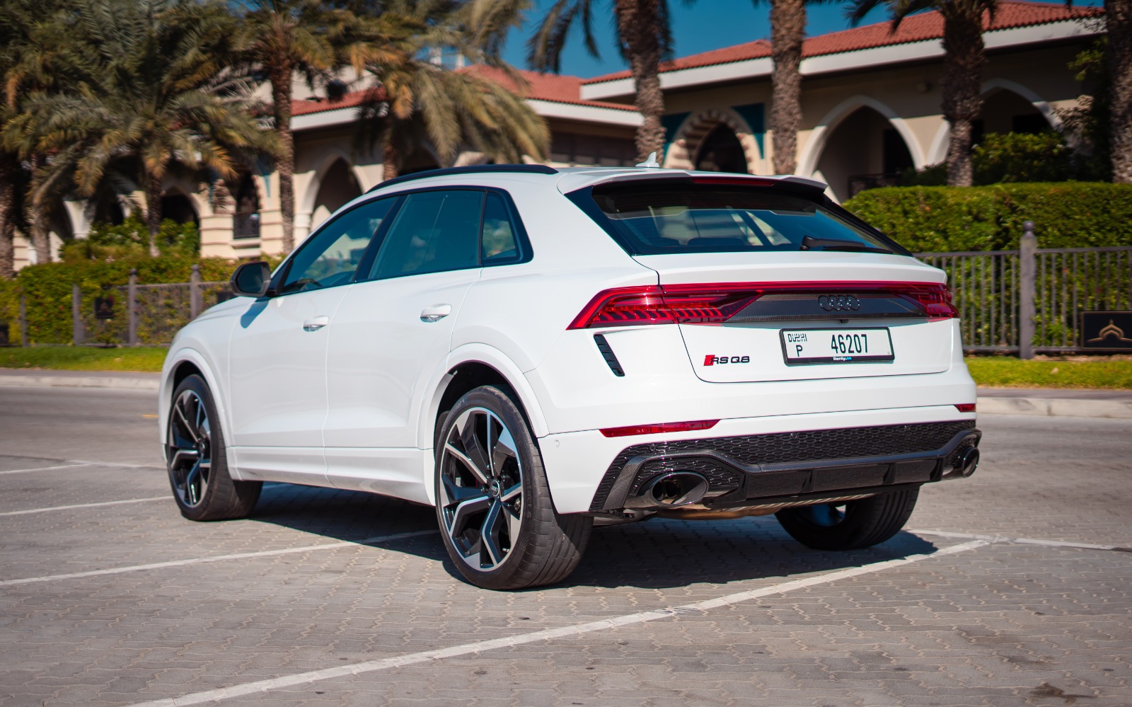 Audi RSQ8 Interior