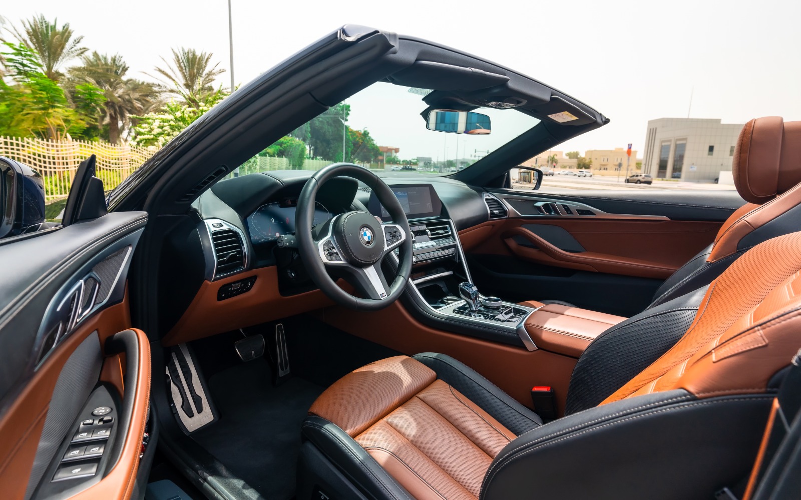 BMW 840i cabrio Interior