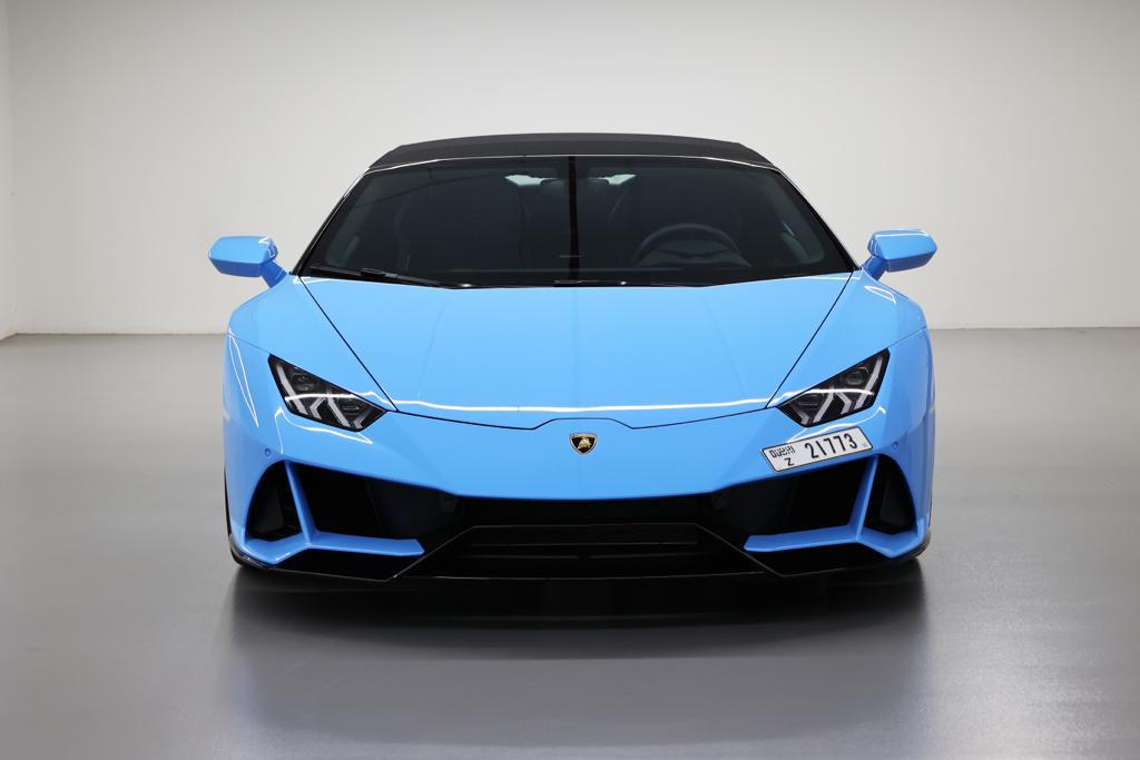 Lamborghini Huracan Evo Spyder Interior