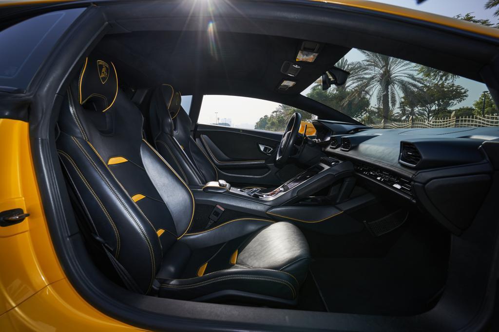 Lamborghini Huracan Evo Coupe Interior