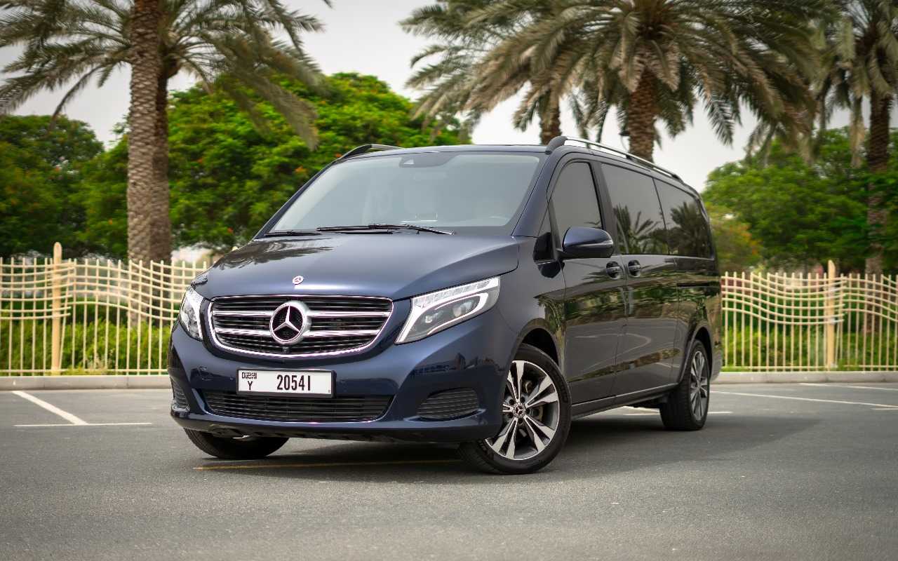Mercedes V250 Interior