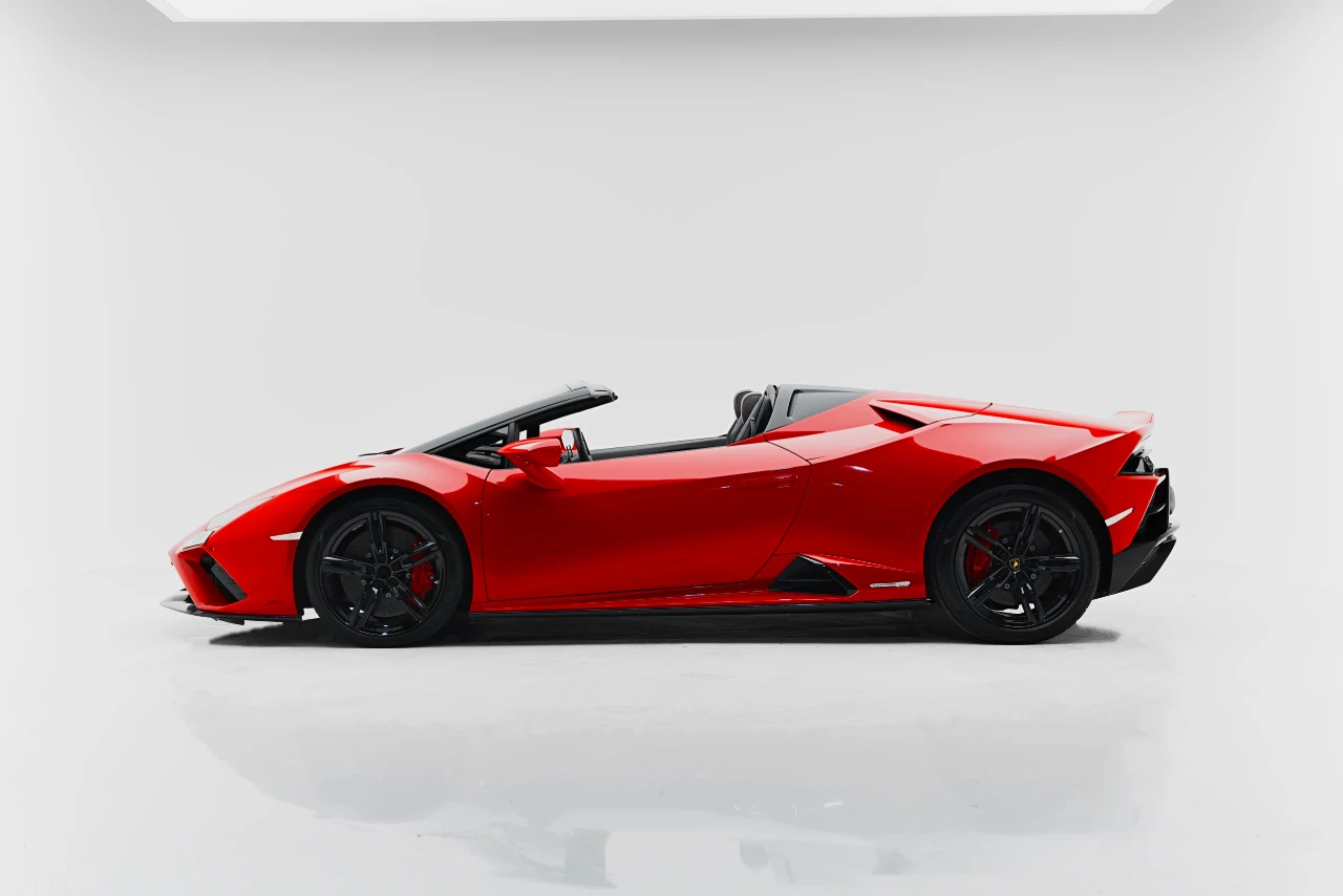 Lamborghini Huracan Evo Spyder Interior