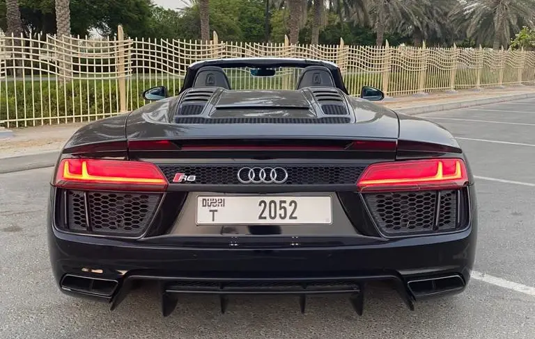 Audi R8 Convertible Interior