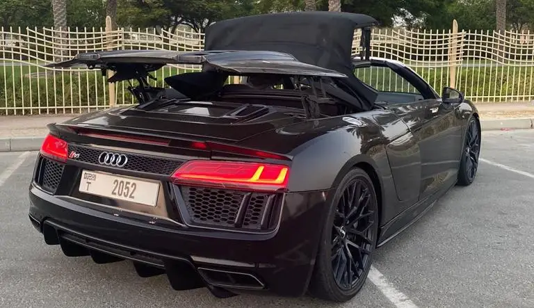 Audi R8 Convertible Interior